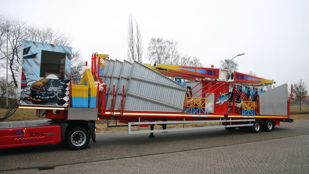 03-kermisvoertuigen-Esve-Lichtenvoorde-Esve-Lichtenvoorde-Lichtenvoorde